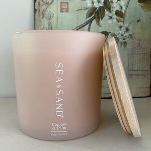 Sea & Sand Coconut & Palm 4-wick Candle (almost new)
